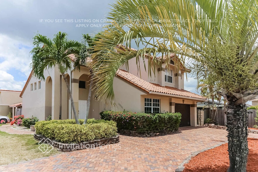 Building Photo - 14350 SW 110th Terrace