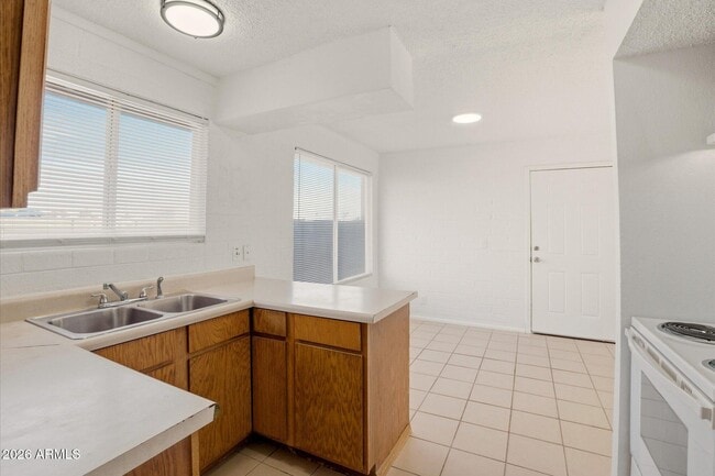 Building Photo - 1680 N Cameron St