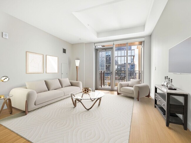 Building Photo - 135 Seaport Blvd