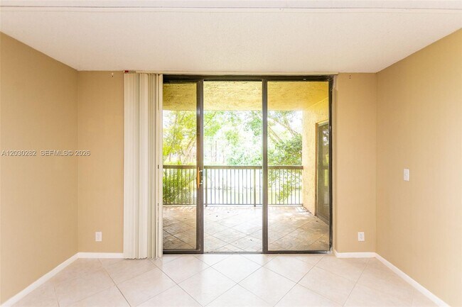 Building Photo - 5721 Riverside Dr