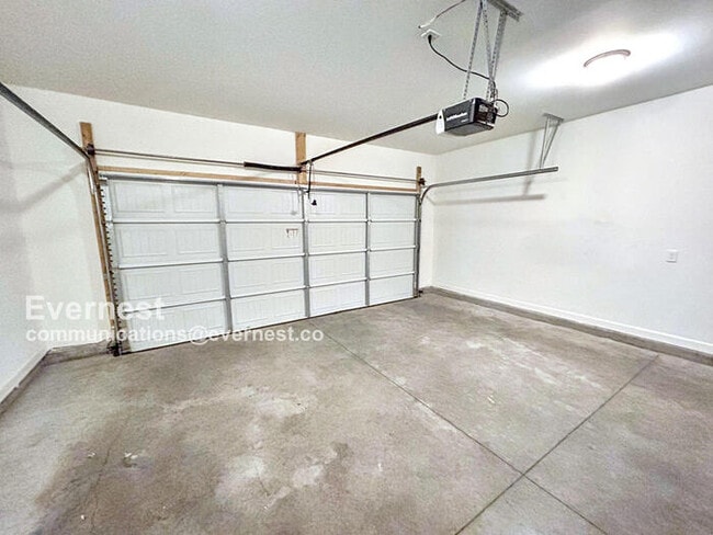 Building Photo - 789 Coopers Wy