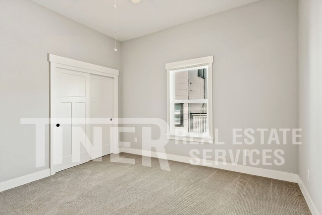 Building Photo - 2711 U St