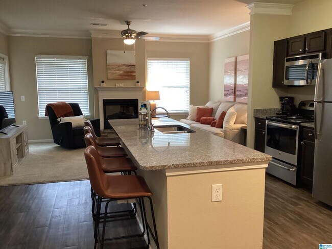 Building Photo - 5050 Cahaba River Rd