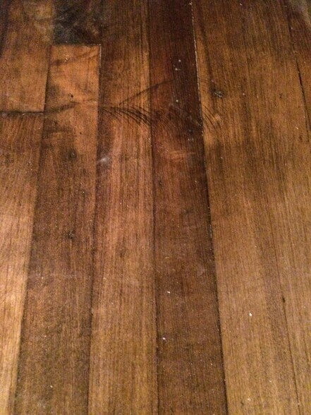 Hardwood Floors - 3813 N Bernard St