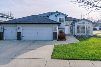 Building Photo - 24104 E Maxwell Ave