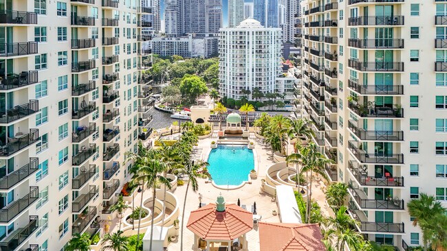 Building Photo - 610 W Las Olas Blvd