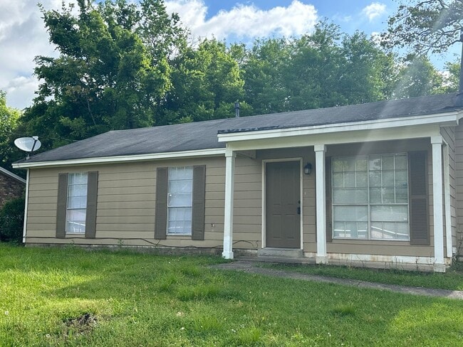 Primary Photo - 3 Bedroom 1 bath