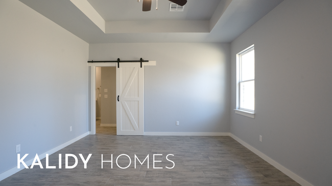 Building Photo - 303 Kirks Holw