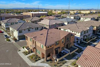 Building Photo - 4100 S Pinelake Way