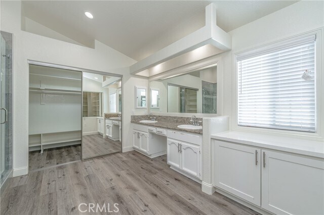 Building Photo - 429 Somerset Cir