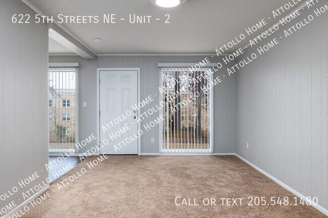 Building Photo - 622 5th St NE