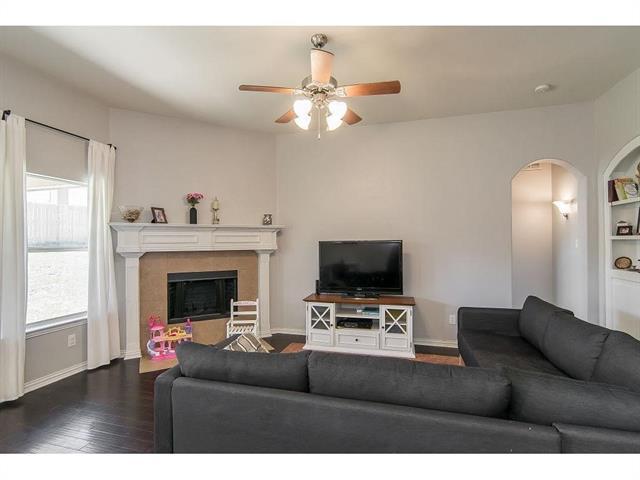 Building Photo - 212 Creekwood Dr