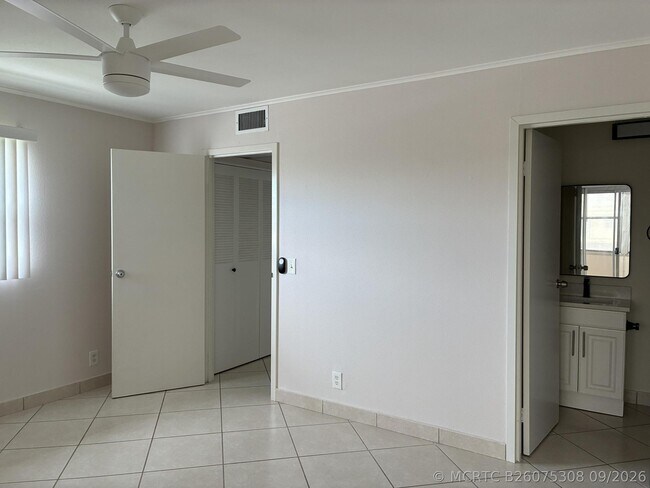 Building Photo - 511 Monaco Blvd