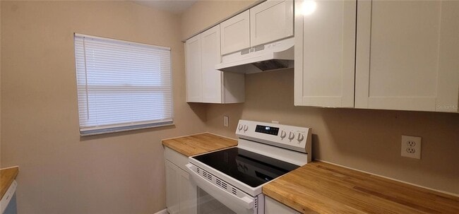 Building Photo - 1721 SW 68th Terrace