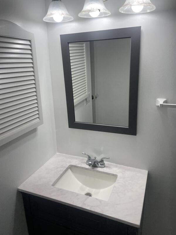 Building Photo - 66 Banner Ct