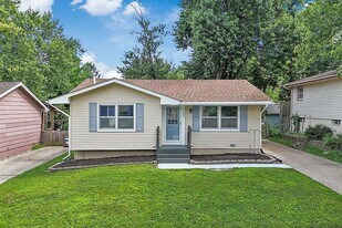 Building Photo - 1851 Pleasant View Cir