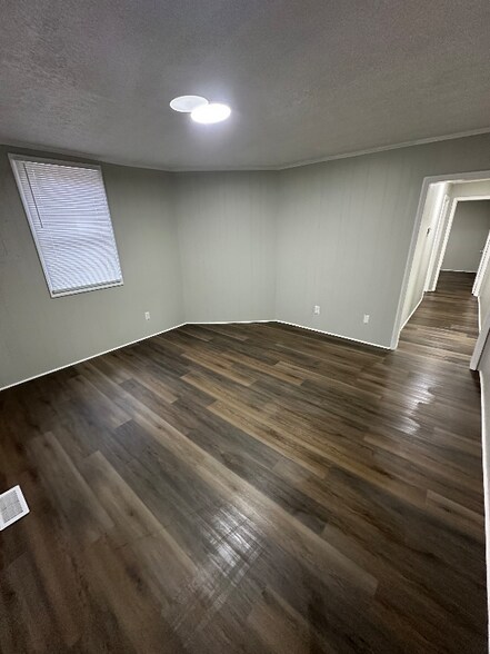 Building Photo - 1403 23rd St