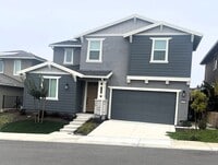 Building Photo - 5 Bedrooms Home in Russell Ranch