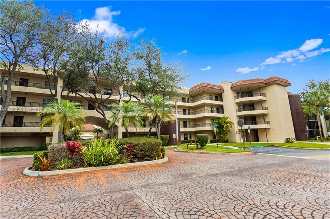 Building Photo - 10401 W Broward Blvd