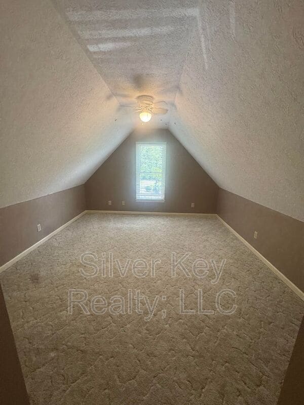 Building Photo - 136 S Matlock Ave