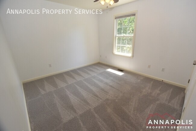 Building Photo - 307 Mainsail Dr