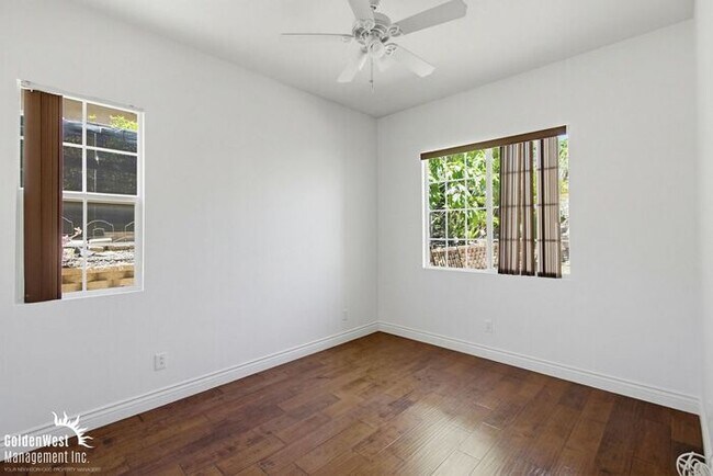 Building Photo - Elegant 5Bdm 3Ba Hilltop Home In Fallbrook!