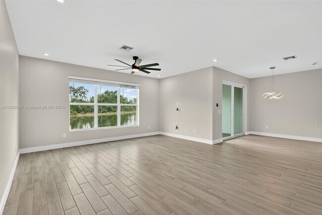 Building Photo - 3508 NW Solange Ct