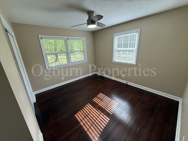 Building Photo - 4975 Stonington Rd SW