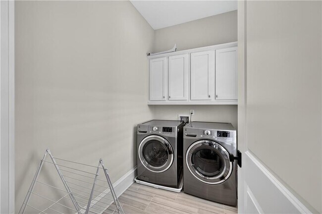 Building Photo - 308 Stonemont Dr NW