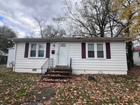 Building Photo - For Rent