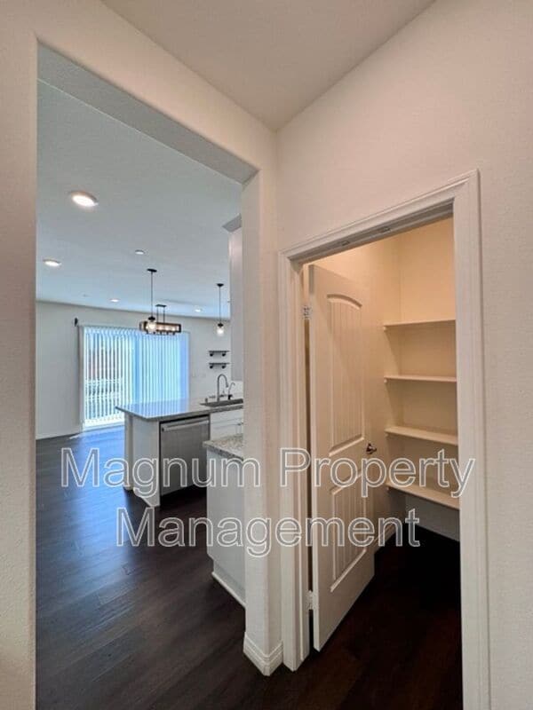 Building Photo - 29330 Morro Dr