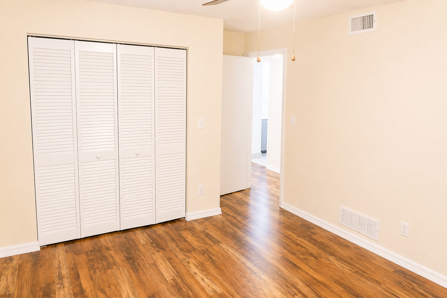 Building Photo - 1673 Spring Garden Ct