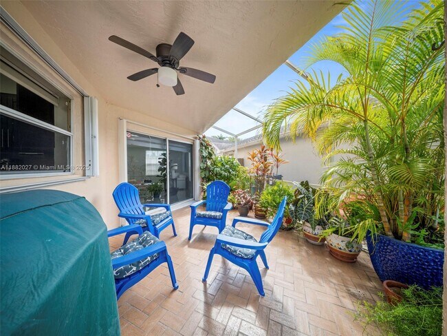 Building Photo - 9908 SW 117th Pl