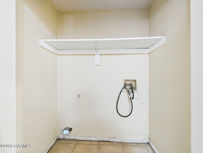 Building Photo - 202 Belfast St