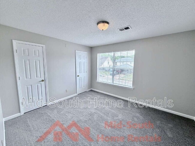 Building Photo - 3942 Chelsea Hill Dr