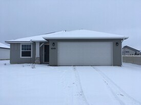 Building Photo - 8349 E Dutchman St