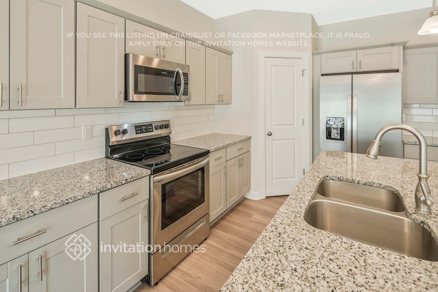 Building Photo - 3011 Ayana Dr