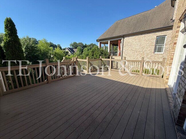Building Photo - 5540 Brookberry Farm Rd