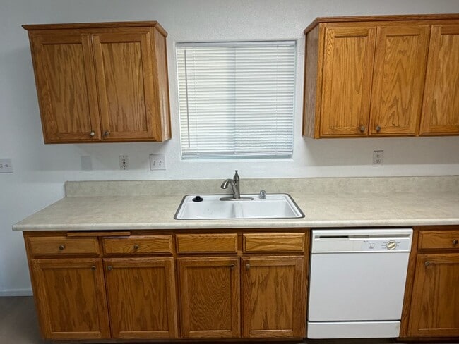 Building Photo - 1303 Vine St