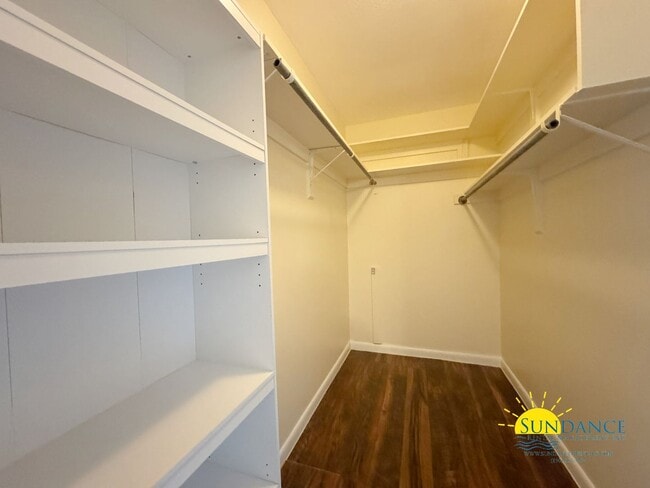 Building Photo - Spacious 3-Bedroom Home Near Hurlburt & Eg...
