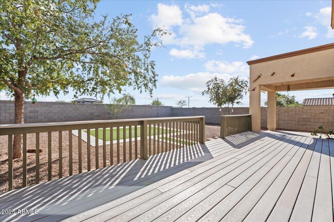 Building Photo - 26051 N 163rd Dr