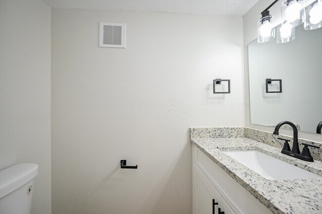 Building Photo - 260 El Dorado Blvd