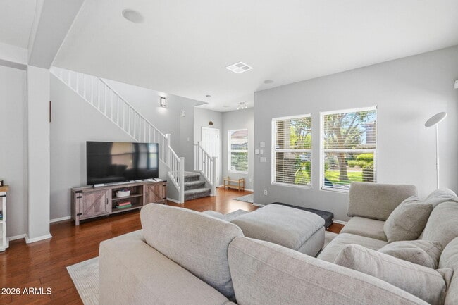 Building Photo - 1072 S Cheshire Ln