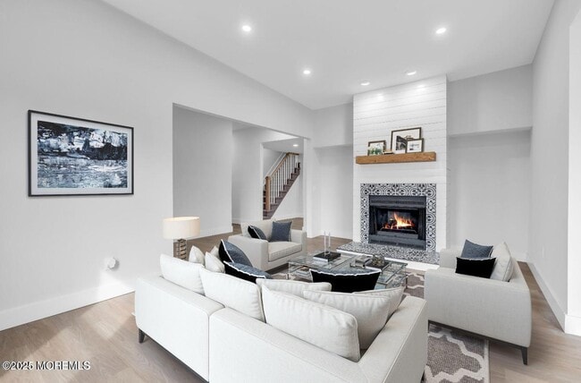 Building Photo - 23A Stoney Hill Rd