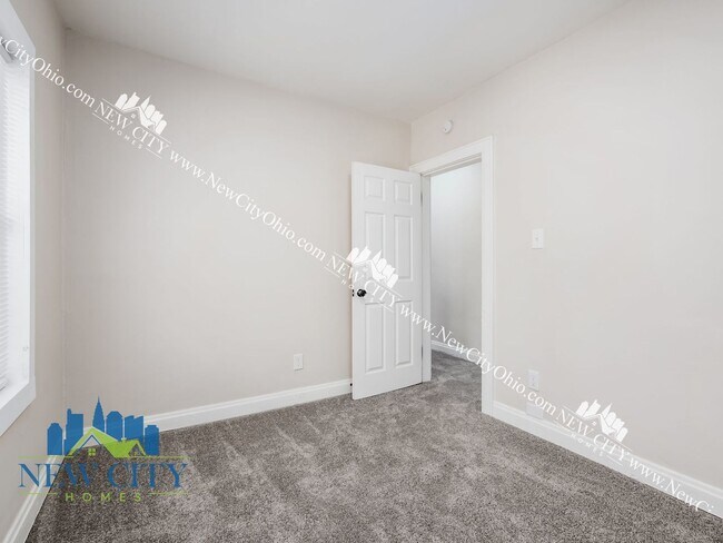 Building Photo - 154-156 N Central Avenue, Columbus, OH 43222