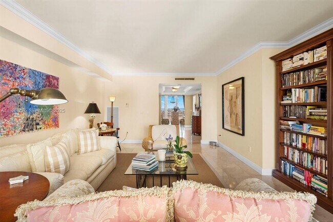 Building Photo - 781 Crandon Blvd