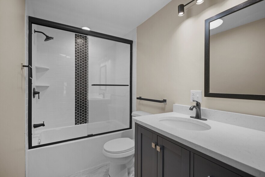 1st Floor Bathroom - 670 Killingly St