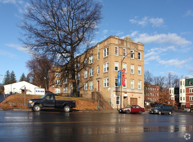 Primary Photo - Pavilion Apartments