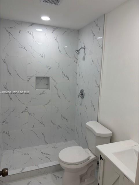 Building Photo - 10592 Royal Palm Blvd