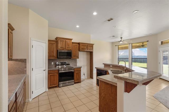 Building Photo - 2833 Willow Ridge Cir